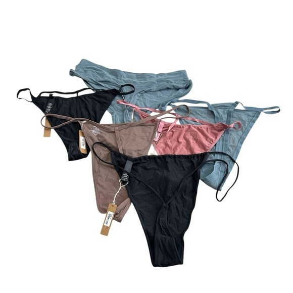 Skims Kim Kardashian Plus Size Thong T-String Bundle Arctic Dahlia Umber Onyx 4X - Picture 3 of 3